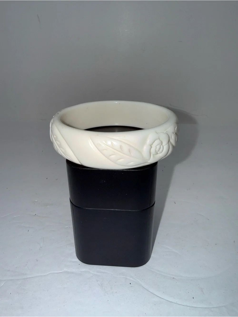Vintage Carved Floral Bangle Bracelet Lucite Plastic White Statement Jewelry